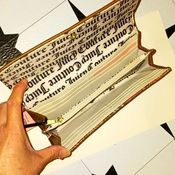 Juicy Couture Chestnut Chino Mult Glam Elongated Flap Wallet Accessories Vegan - Picture 8 of 16